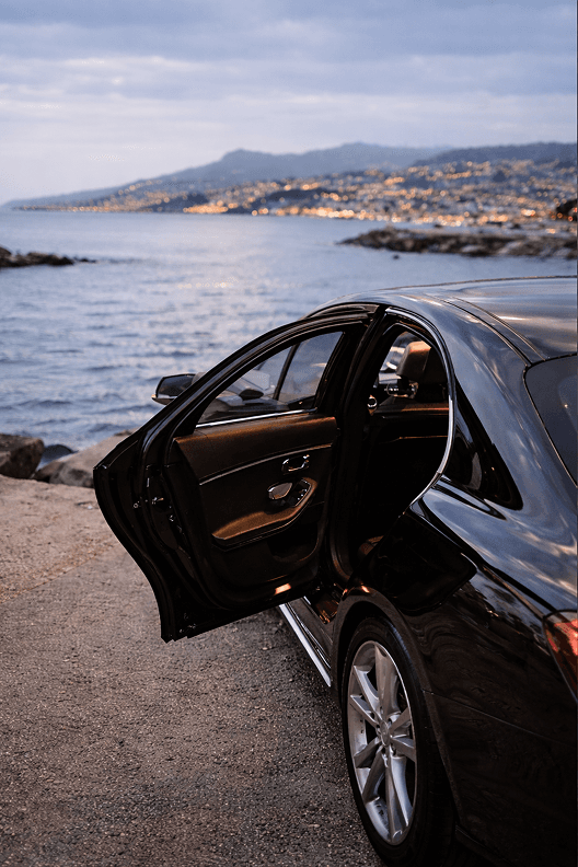 Véhicule de luxe pour transfert privé